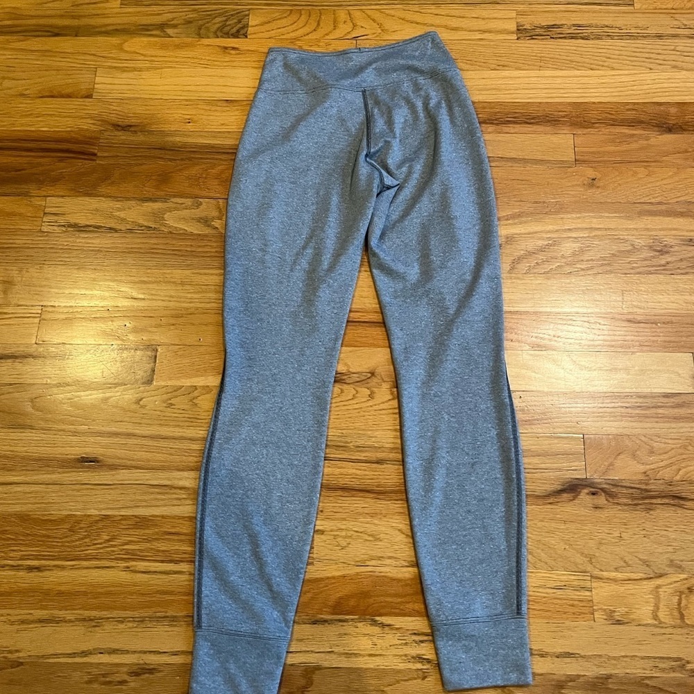 PATAGONIA Capilene Mid Weight Baselayer Leggings Pants Heathered Striped Gray XS - Picture 4 of 4